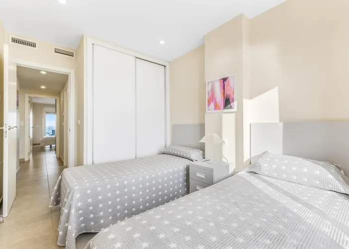 Playa Principe Esc 10 Apartment