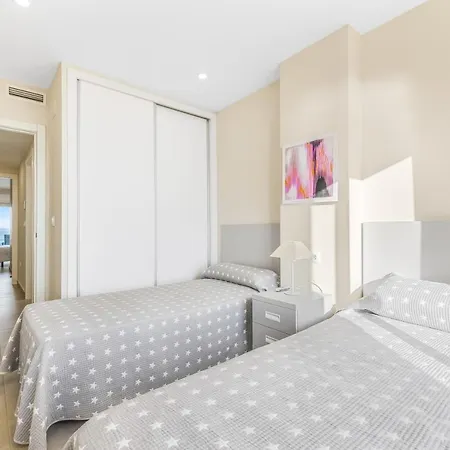 Playa Principe Esc 10 Apartment